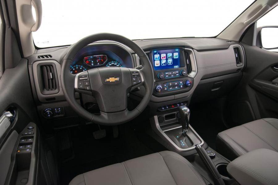 Торпедо Chevrolet S10 Double Cab 2016 года  (фото 18 из 32)